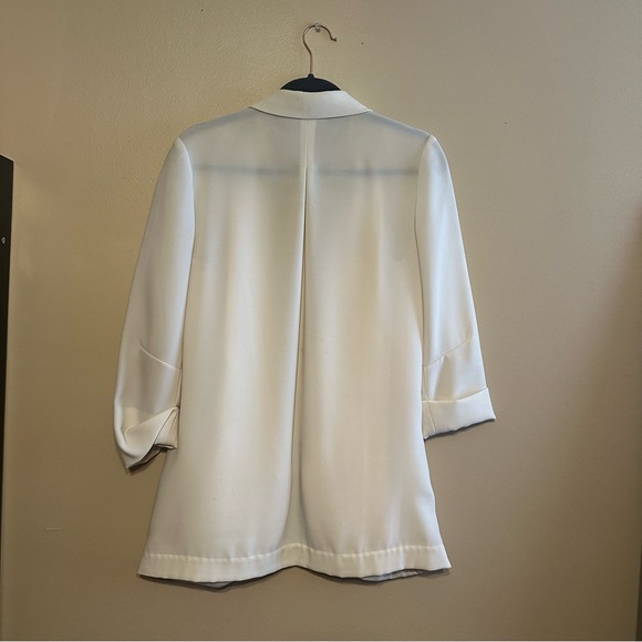 Jennifer Lopez Classic White Blazer - Picture 6 of 6